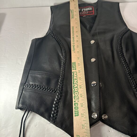 First Classic Women’s Leather Biker Vest Size Small Black Braided Lace Sides - Picture 3 of 10